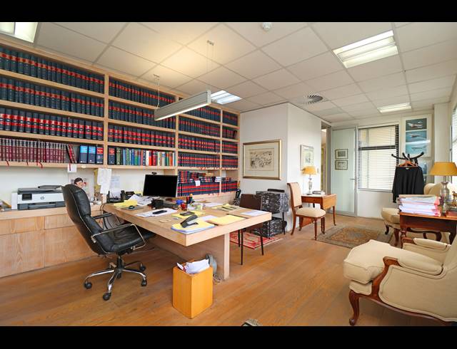304M² OFFICE FOR SALE IN MELROSE ARCH